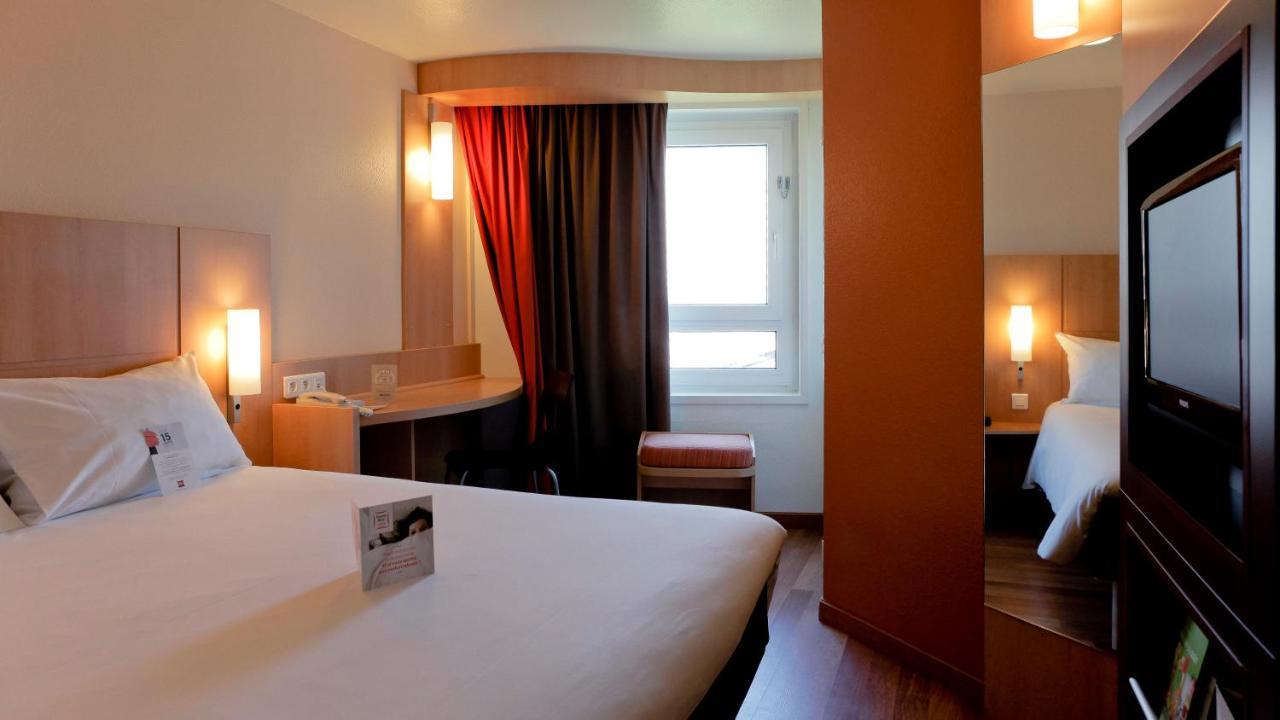 Ibis Lyon Part Dieu Les Halles Esterno foto