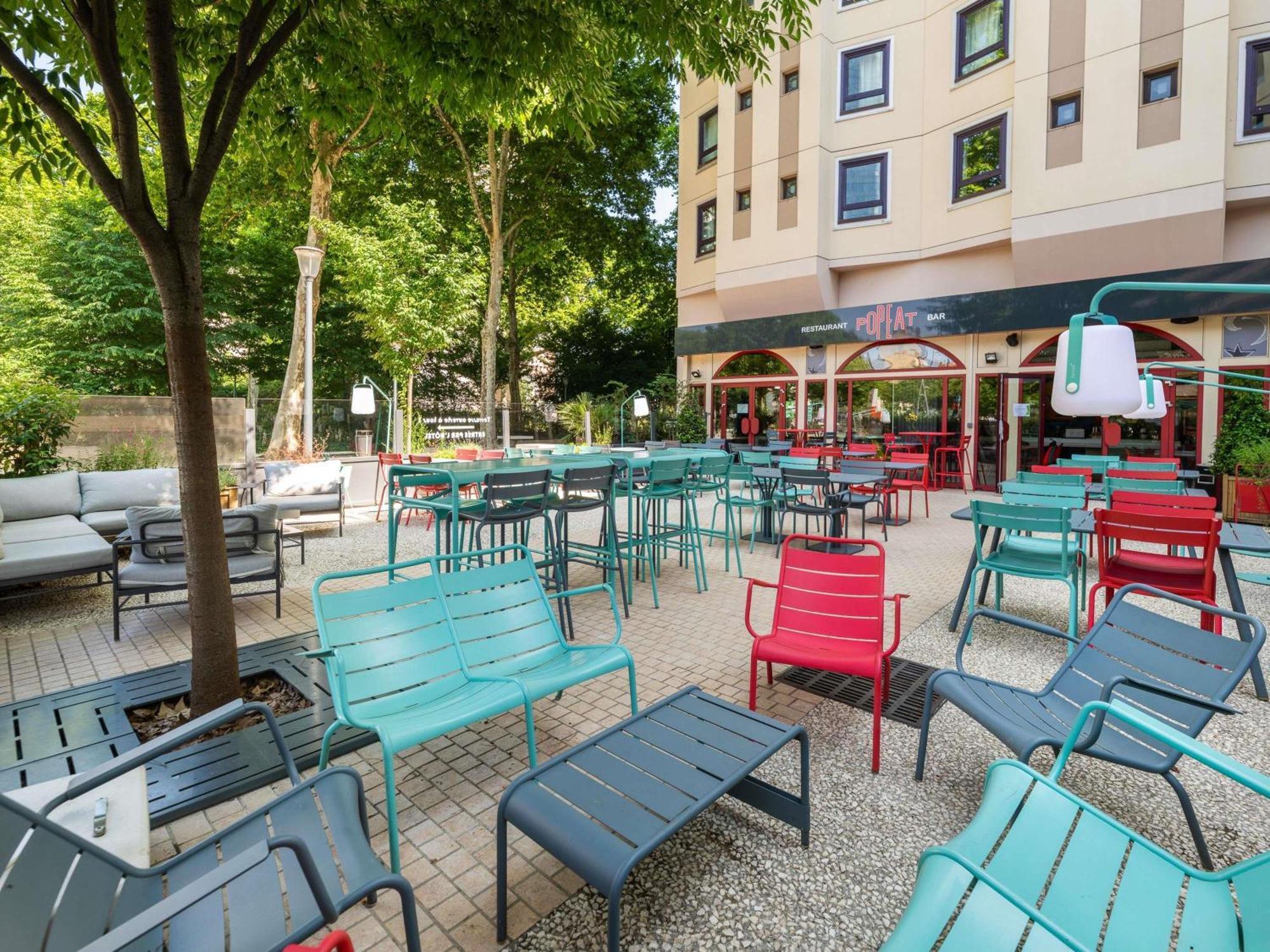 Ibis Lyon Part Dieu Les Halles Esterno foto