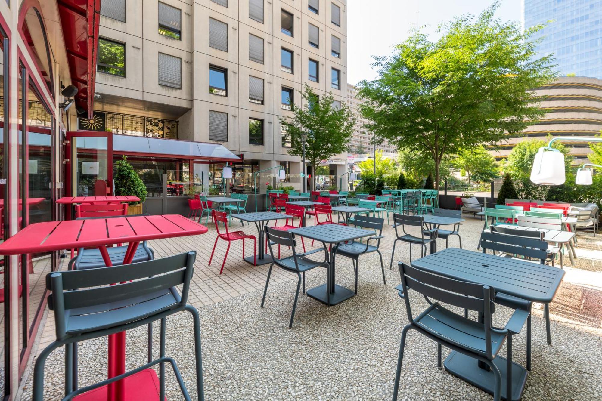 Ibis Lyon Part Dieu Les Halles Esterno foto