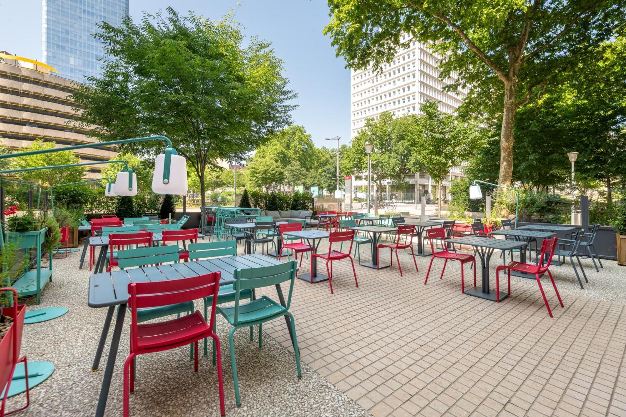Ibis Lyon Part Dieu Les Halles Esterno foto